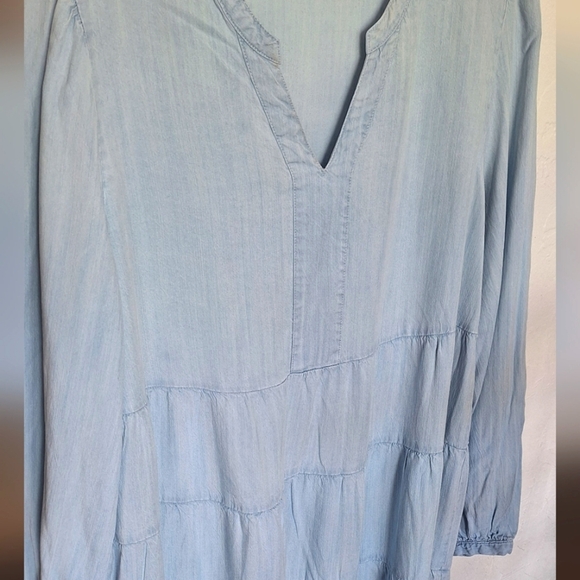 Dip Women's Light Blue Denim Tiered Ruffle Notched Neck Dress Size L - Picture 3 of 5